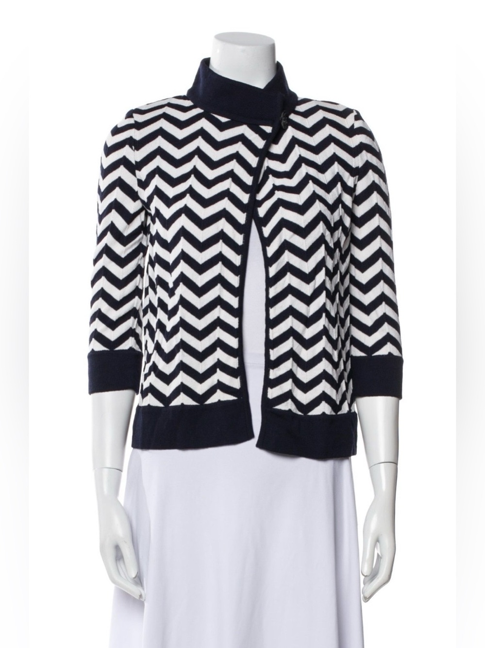 St. John cowl neck cardigan sweater in harringbone chevron zig zag size 2